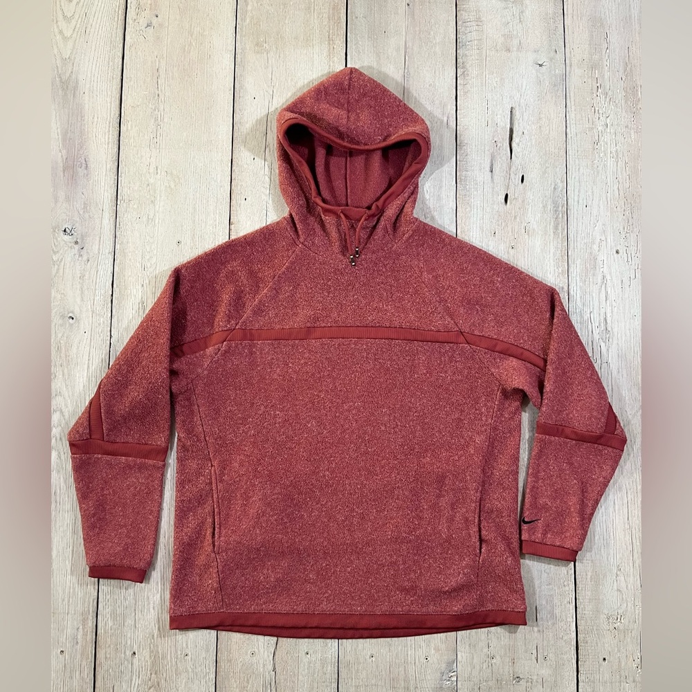 Nike Women’s Therma-Fit Fleece Red Pullover Hoodie Size L